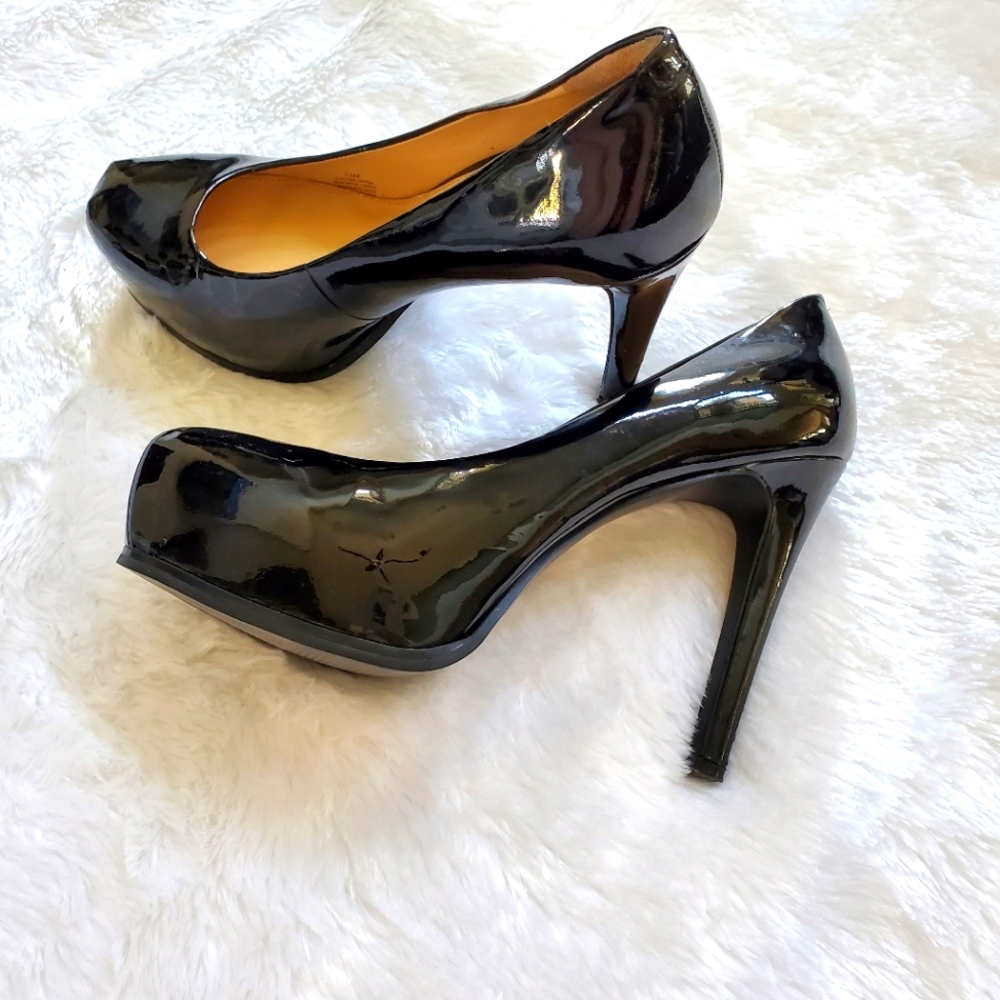 Gianni Bini Black Patent Platform Pumps